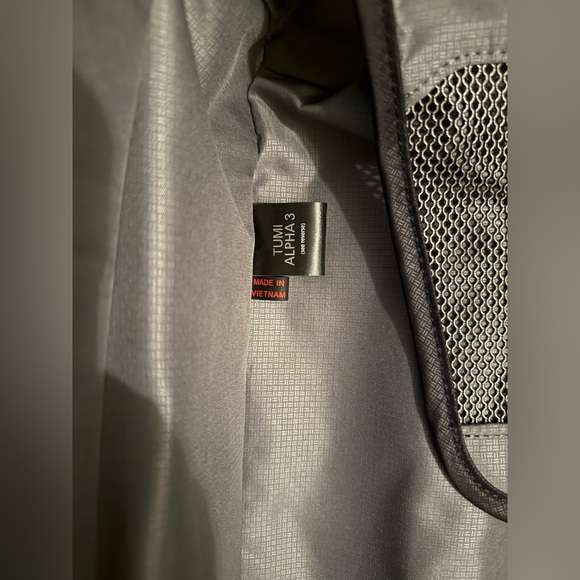 Tumi - Picture 14 of 16